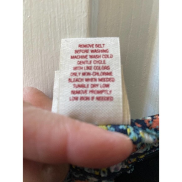 Womens 3/4 Sleeve Tunic Large Button Front Navy Floral by Mossimo - Picture 9 of 9